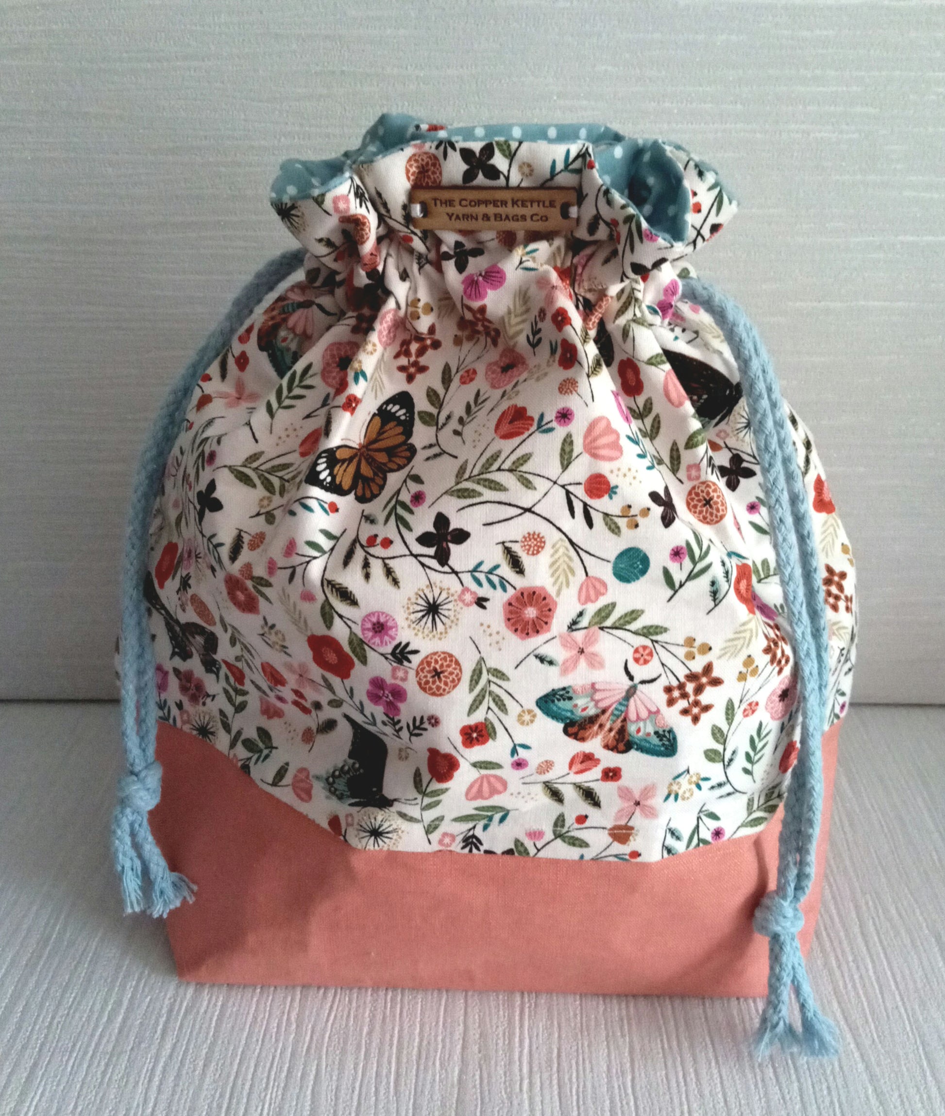 Spring floral fabric and linen drawstring bag. image 0