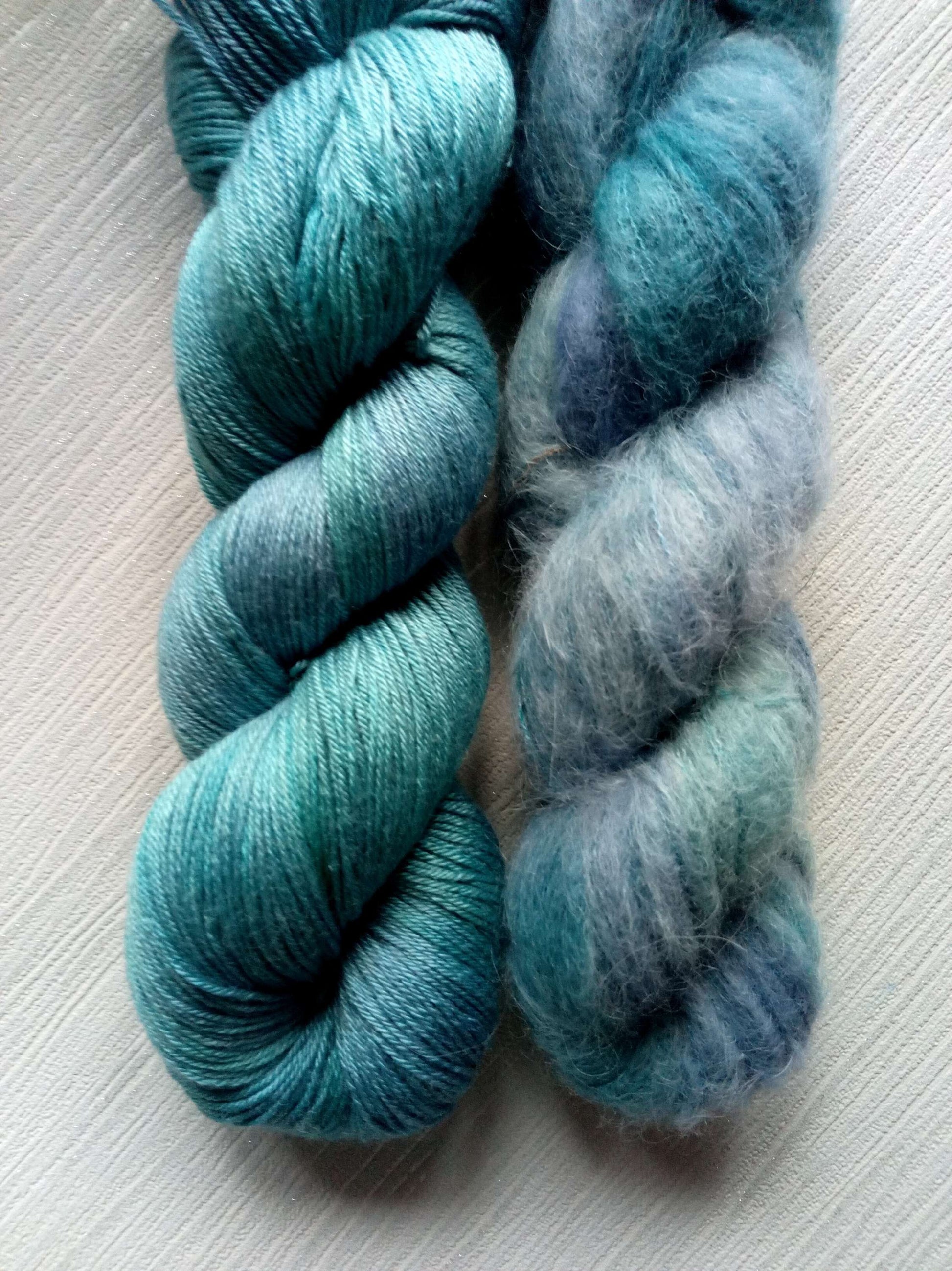 Lily pond Handdyed Yak silk or Alpaca suri silk image 1