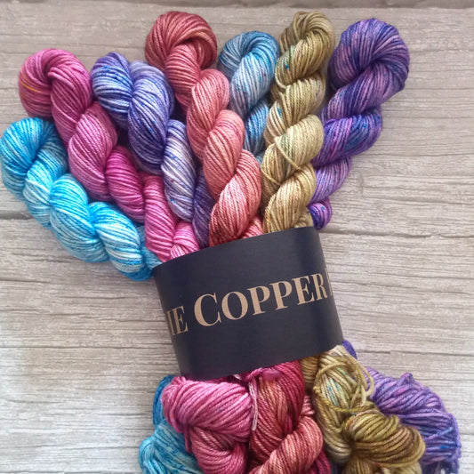 ~ Frosted Winter berries ~ Mini skeins  image 0