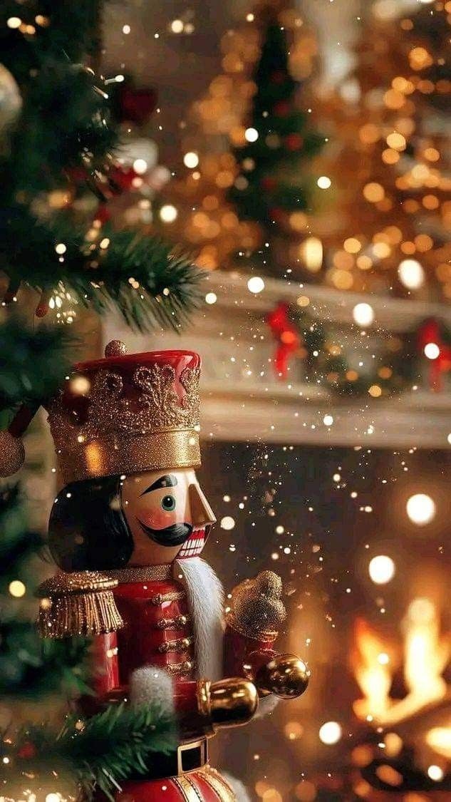 Vintage Nutcracker ~ Self striping ~ Yarn box  image 1