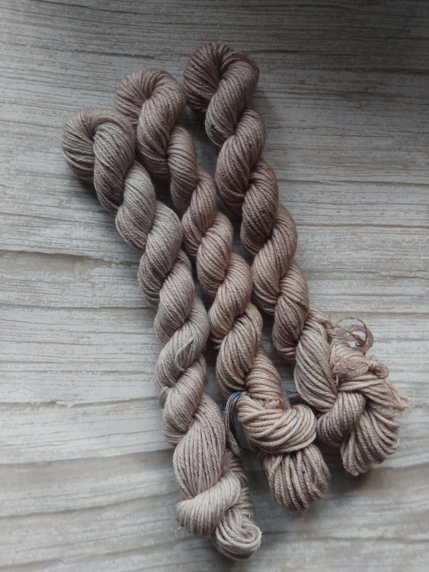 Dyed to order ~ Keeping it cosy ~ Ambiance