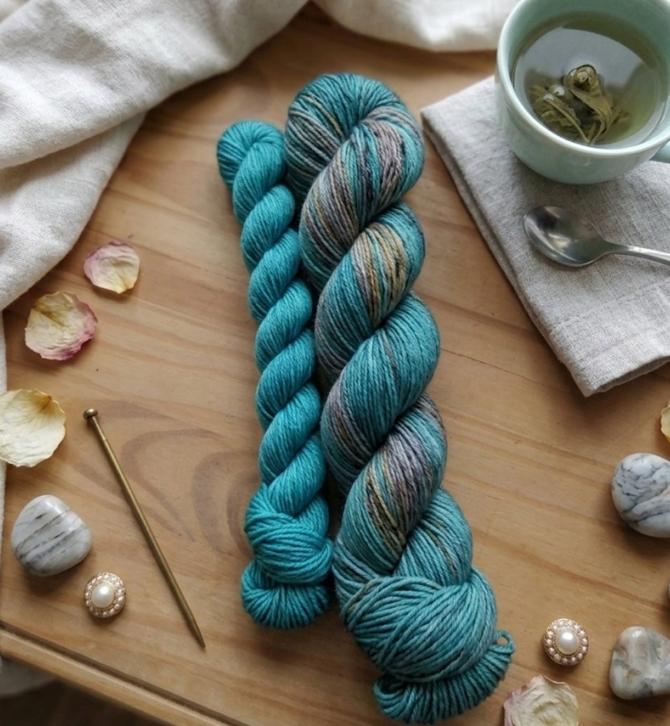 Midnight library ~ Sock set