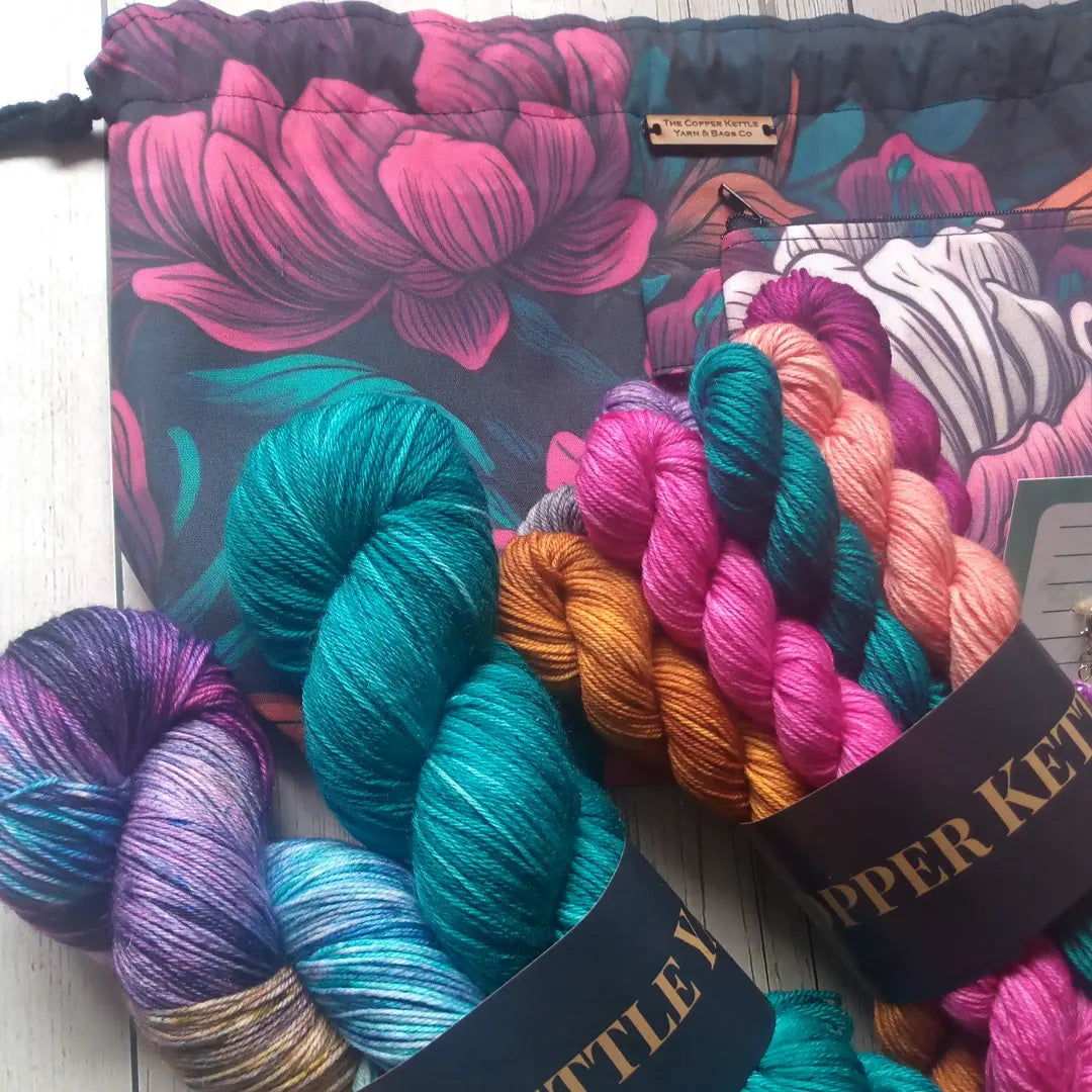 Deluxe ~ Creative Studio ~ Yarn ~ Project bag image 1