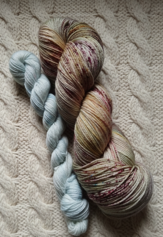 Cosy home Collection ~ Fresh cut flowers ~ Sock Set.