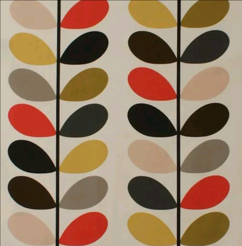 Orla Timeless Classics large Notions pouch. image 3
