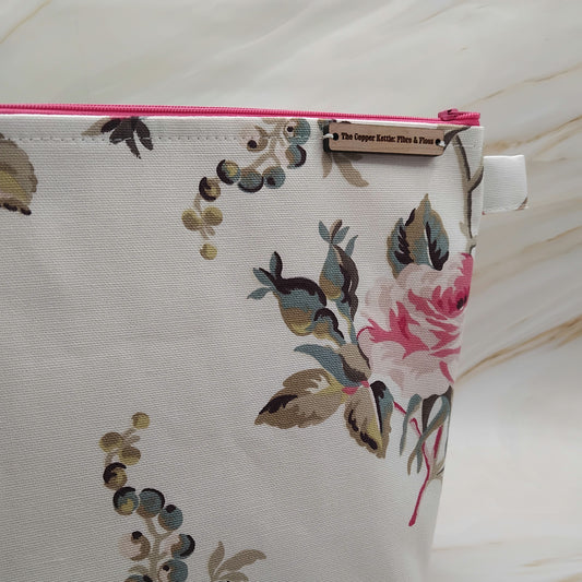 Vintage roses ~ Cath Kidson ~ Zipped ~ Knitting and crochet project bag  image 0