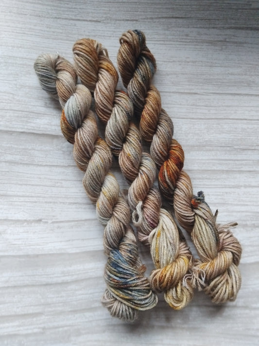 Dyed to order  ~ Keeping it cosy ~ Cosyness of the soul