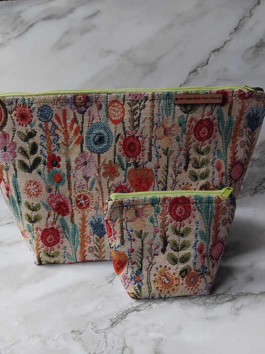 Ready to ship ~ Zipped ~ Knitting and crochet project bag