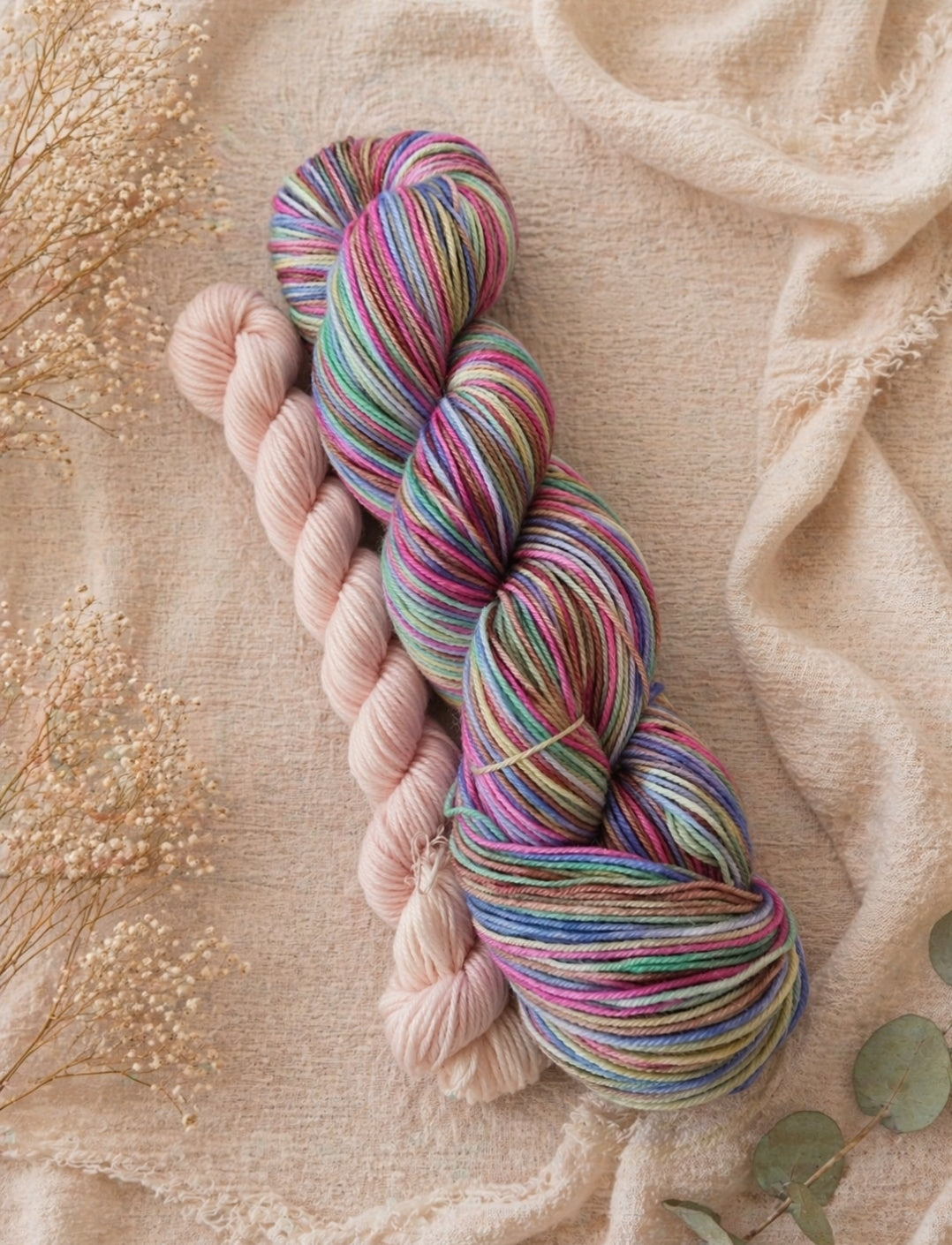 The time travellers wife ~ I wouldn't change one second ~ Self striping ~ Yarn ~ Sock set