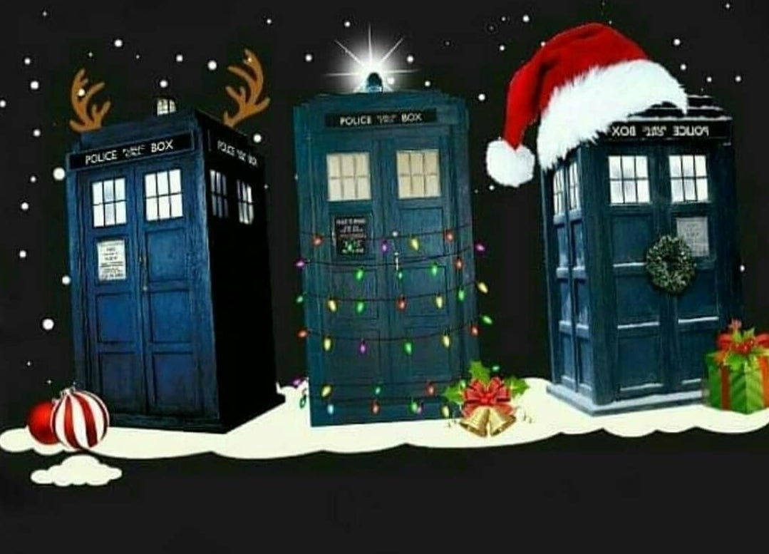 Dr. Who revisited ~ Christmas Eve yarn box