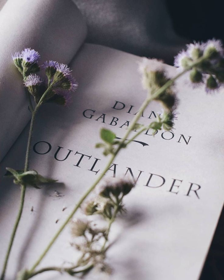 OCTOBER ~ Outlander ~ Season 1 Ep 16 ~ Sock set yarn box. image 2