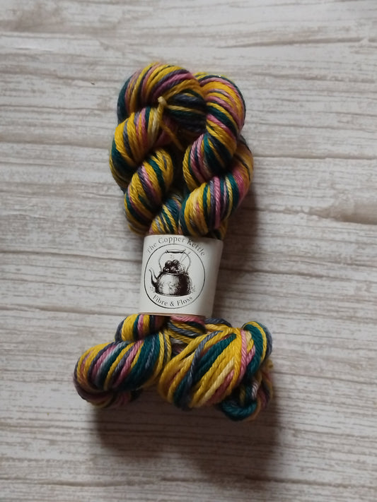 Fenodyree ~ Self striping yarn